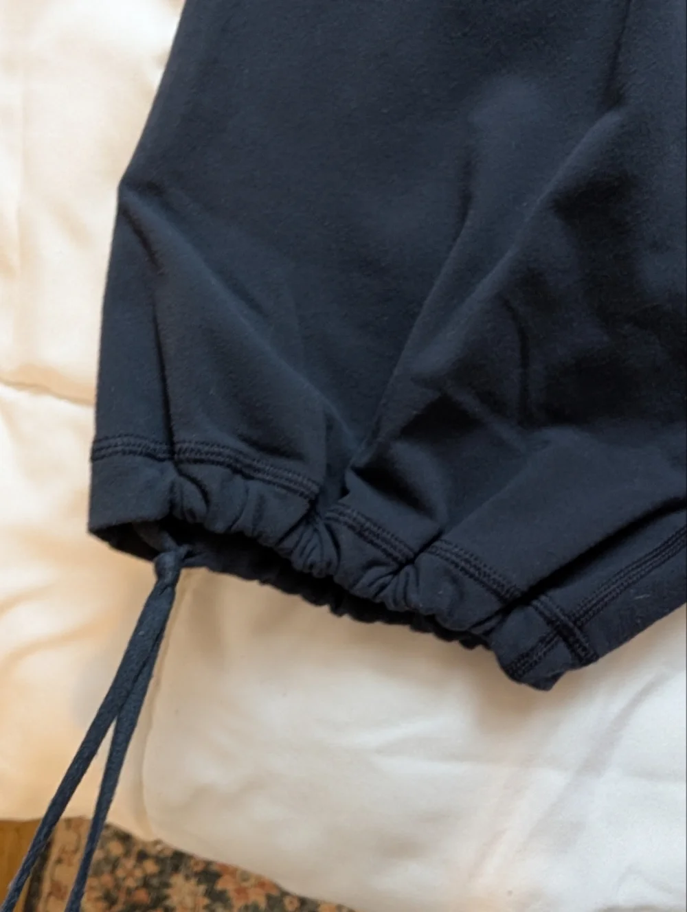 Lululemon Black Cropped Athletic Pants with Teal Waistband Size 12 Some Wear - Picture 3 of 12